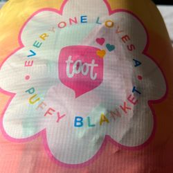 Toot Puffy Blanket New 