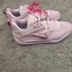 Aunt pearls size 10.5