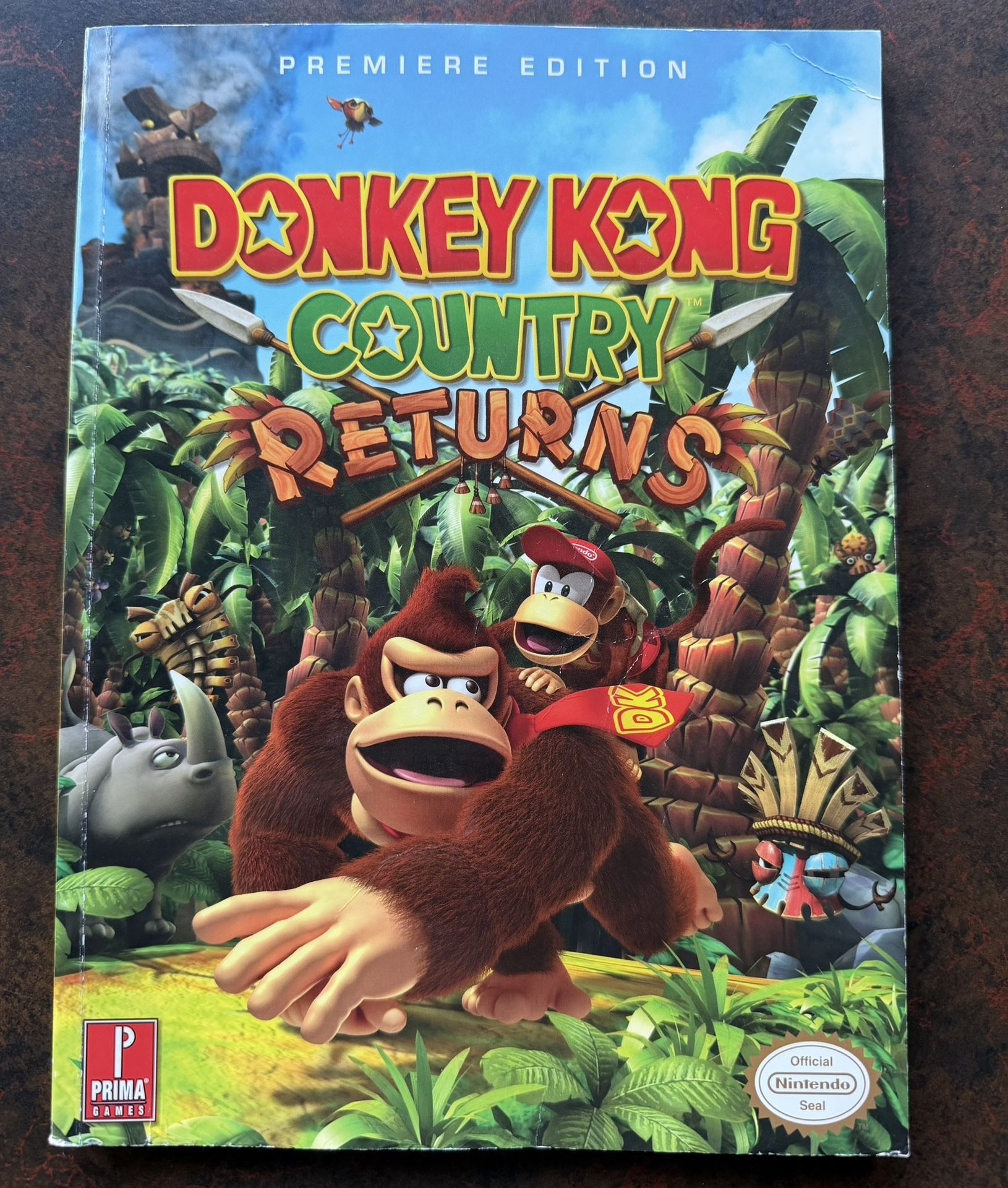 Donkey Kong Country Returns Prima Premiere Edition Strategy Guide w/ Poster