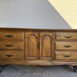 Large Heavy Beautiful Dresser Pl