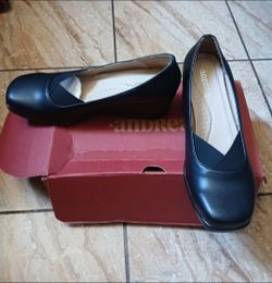 Black Andrea wedge shoes