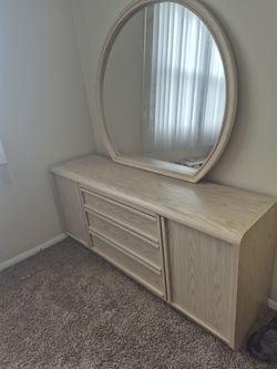 5 Pieces Bedroom Set