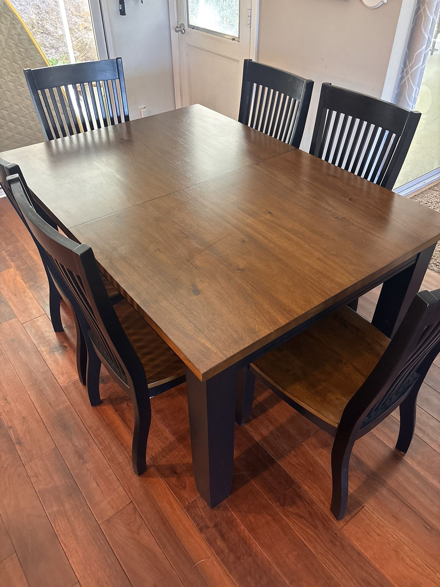 Like New Dining Table