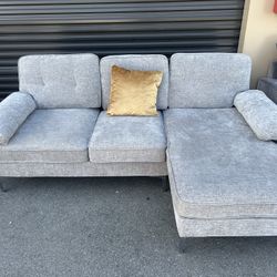 Sectional Couch 