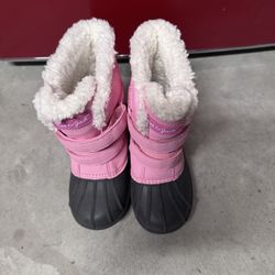 Cat And Jack Girls Size 13  Snow Boots