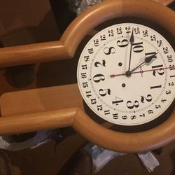 HOWARD MILLER MID-CENTURY  CLOCK
