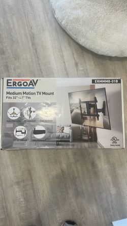 ErgoAV Medium Motion TV Wall Mount 32–65"