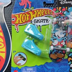Hot Wheels Skate Disney's Mickey Mouse Skateboard 