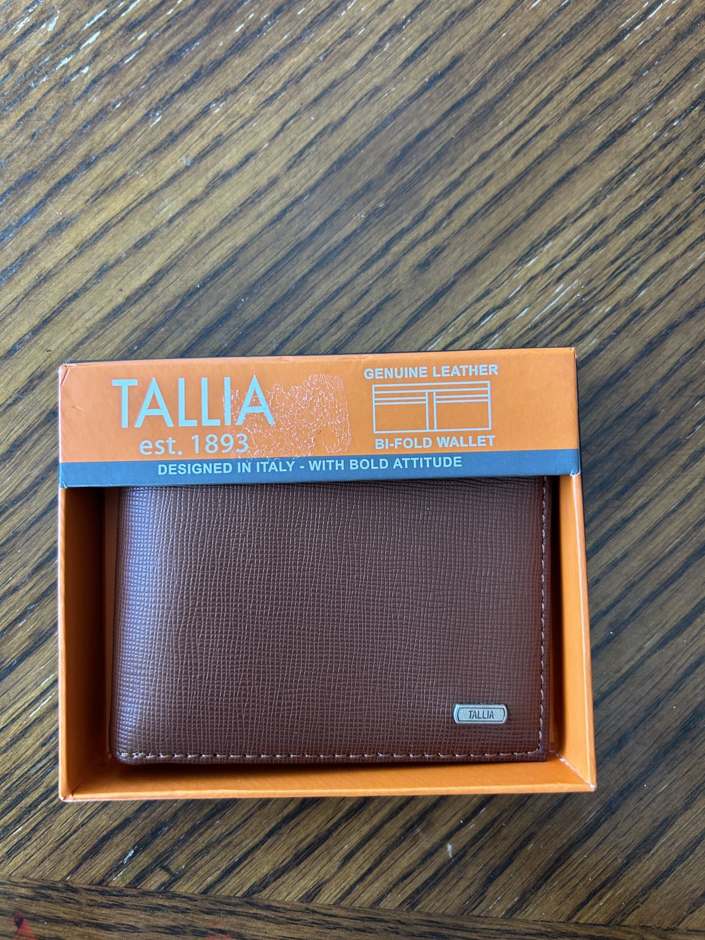 NWT Tallia men’s genuine leather wallet