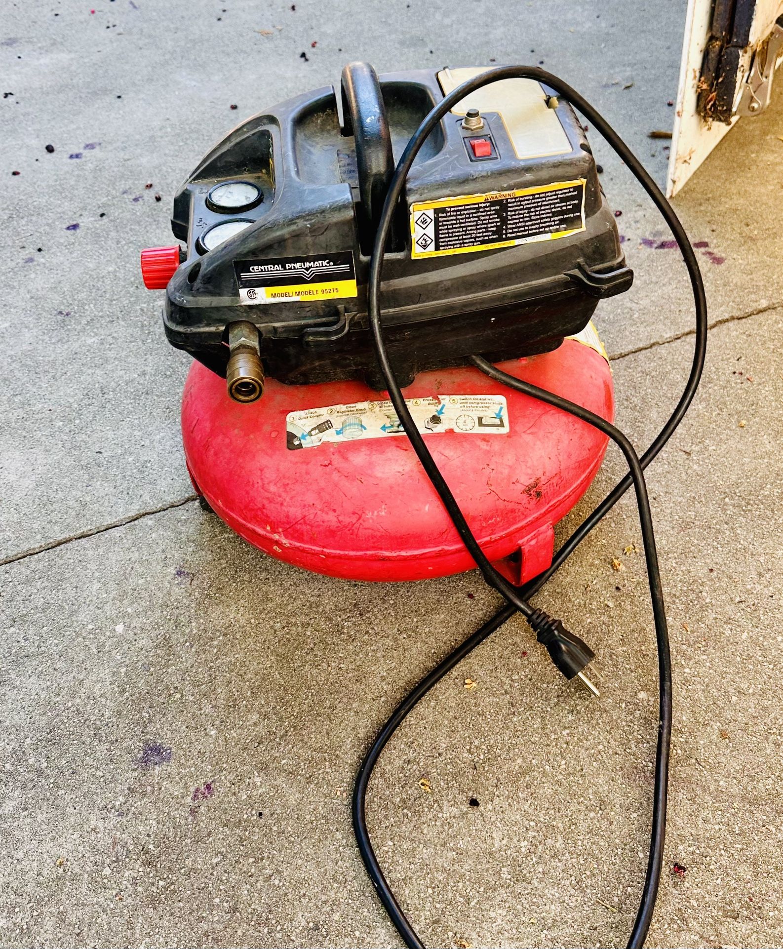 Air Compressor - Plus 100 Foot Hose