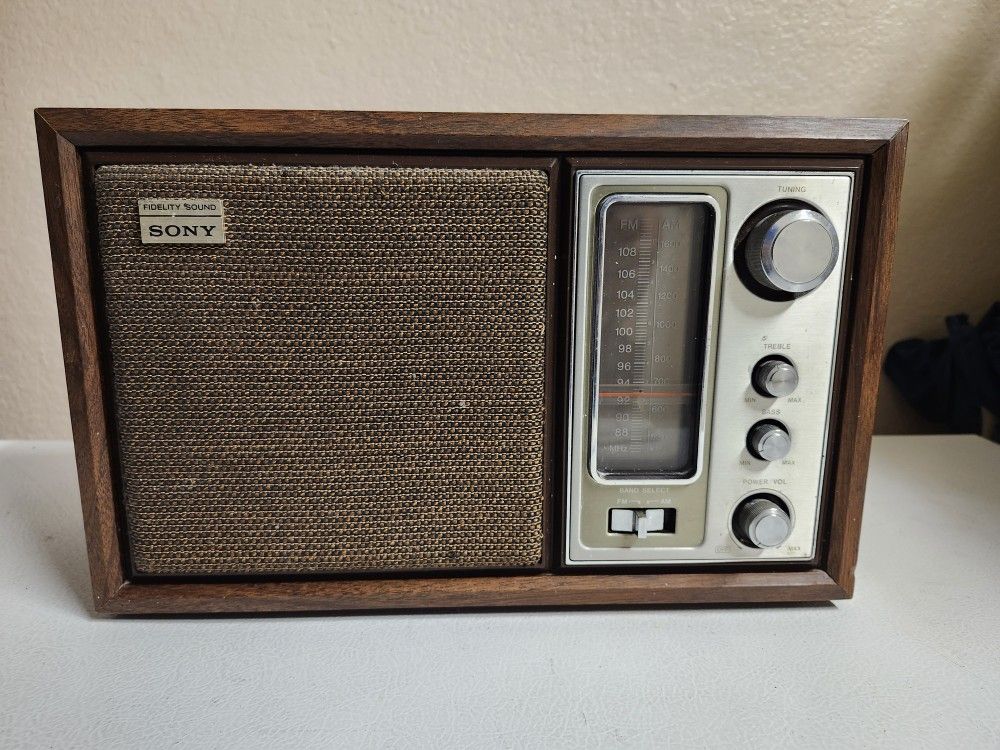 Vtg Sony ICF-9650W High Am/Fm Radio 