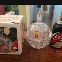 Crystal candy dish comes with box made in Germany. Excellent condition live by Oak Hills high school