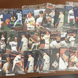 Lot Of 31 Mother’s Cookies Baseball Cards