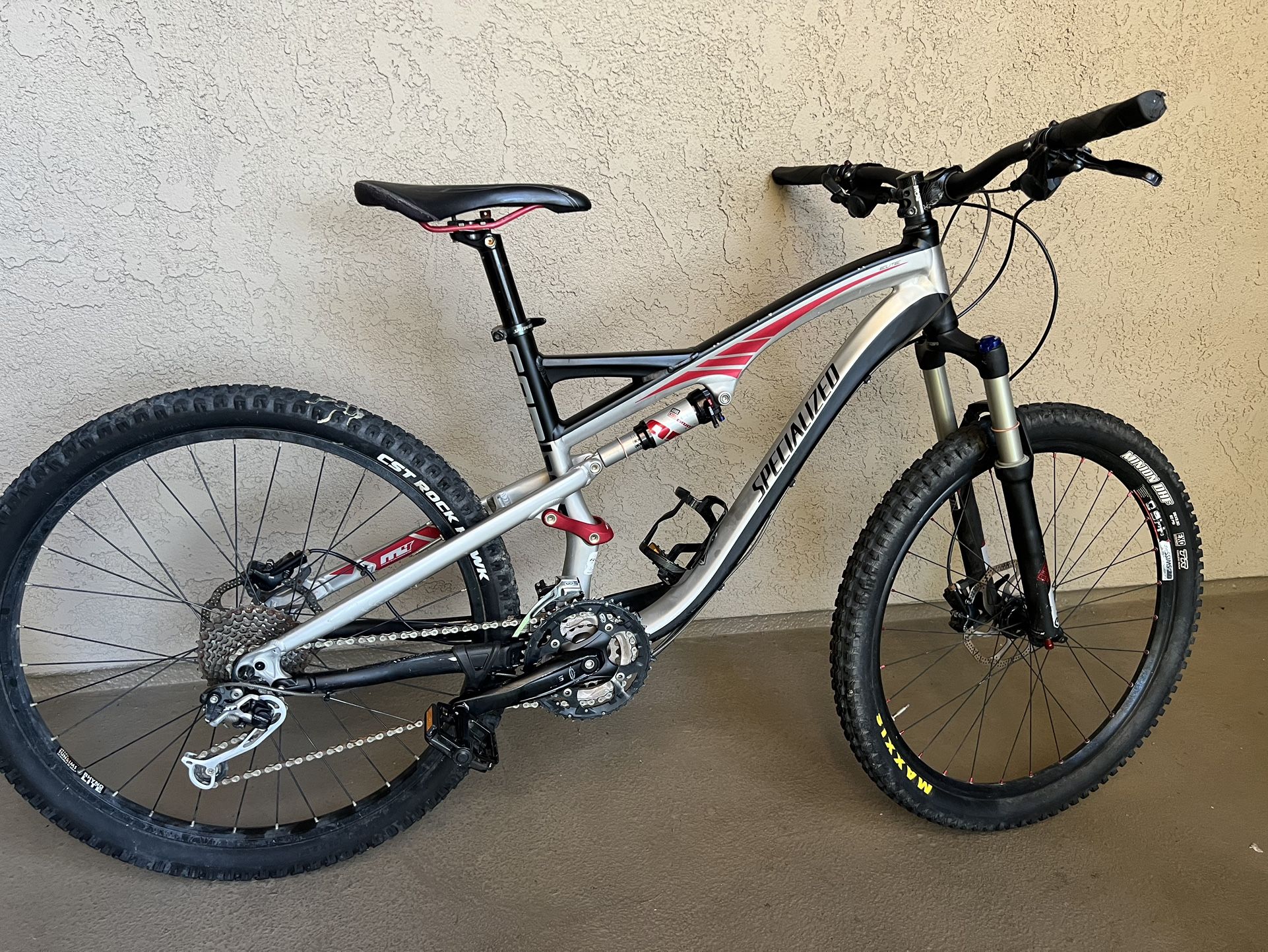 Specialized Camber FSR. Mountain Bike.