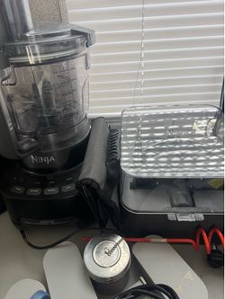 9 cup ninja food processor with case for blades