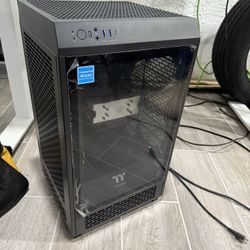 (Computer Case) Thermaltake Mini Tower