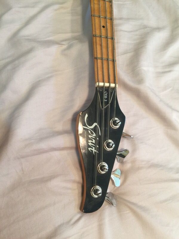 Spirit Oscar Schmidt 4 Cord Bass
