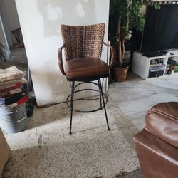 2 Spinning Bar Stool Chairs