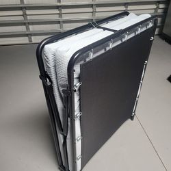 Simmons Beauty Sleep Twin Foldaway Guest Bed - Like New!