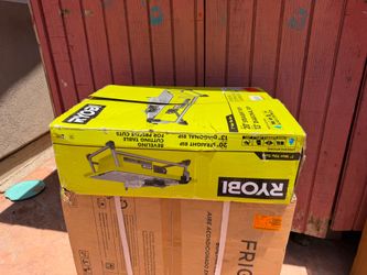 Ryobi 7 in. Tabletop Wet Tile Saw (Model WS722)