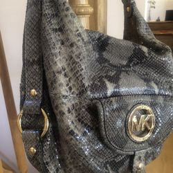 Beautiful Leather Purse 