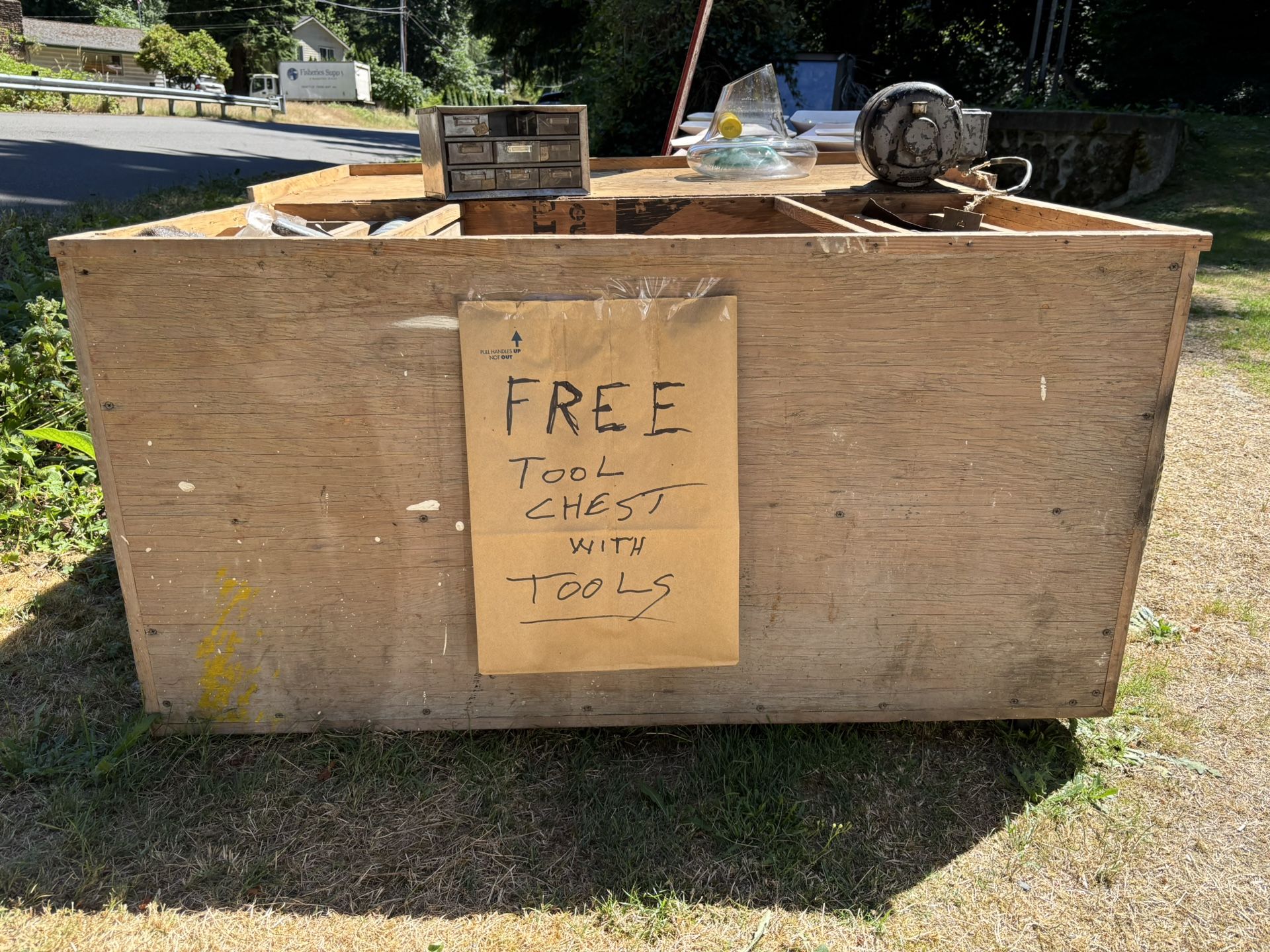 Free Tools And Practically Vintage Handmade Toolbox.