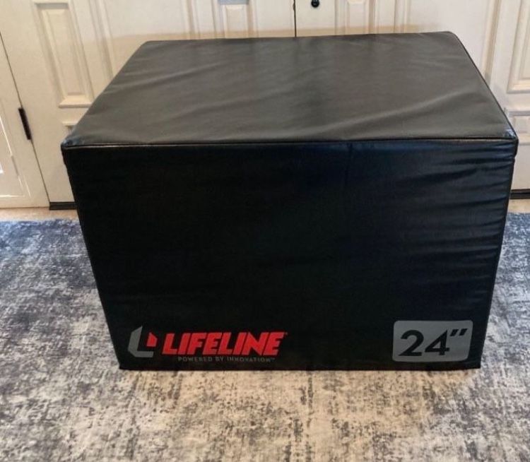 Lifeline Fitness Foam 24” Pylo Box Cross Training Exercise Equipment