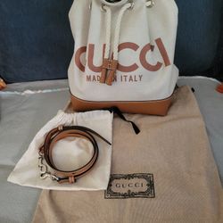 Authentic Gucci canvas Bag