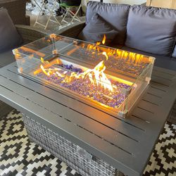 Outdoor Aluminum Patio Propane Fire Pit Table **New In Box**