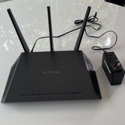 NetGear Nighthawk AC 1750  Wi-FI Router