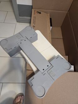 Nintendo Wii Fit Balance Board + Wii Accessories/Cables