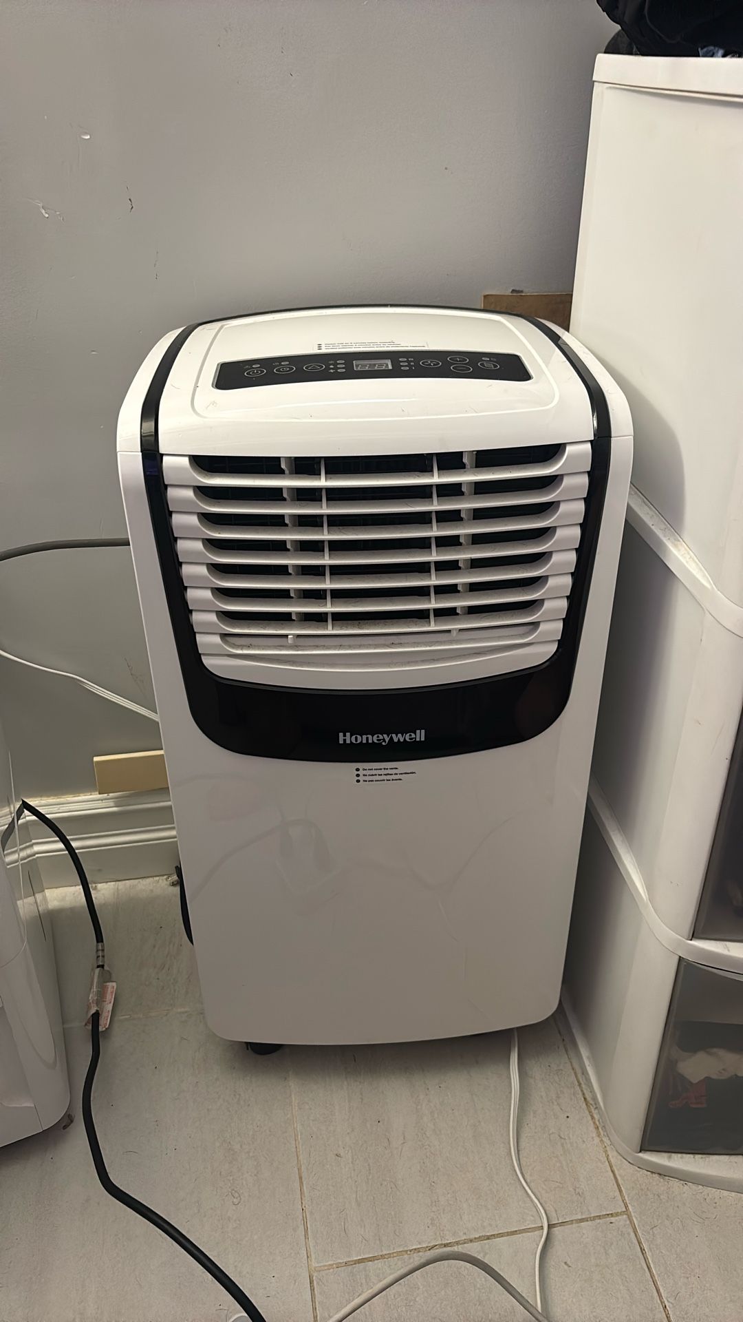 Ac / air Conditioner