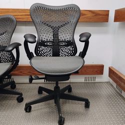 Herman Miller Mirra One Office Chair Fully Adjustable - Like New Condition- Still Available