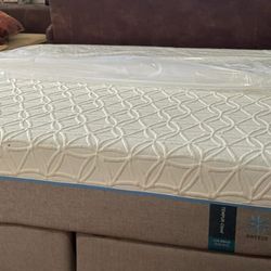 USED KING SIZE TEMPER PEDIC MEMORY FOAM COOL GEL MATTRESS ONLY 