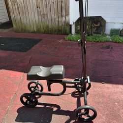 knee scooter