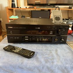 Yamaha RX-V1200 Receiver