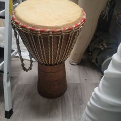 2 Djembe