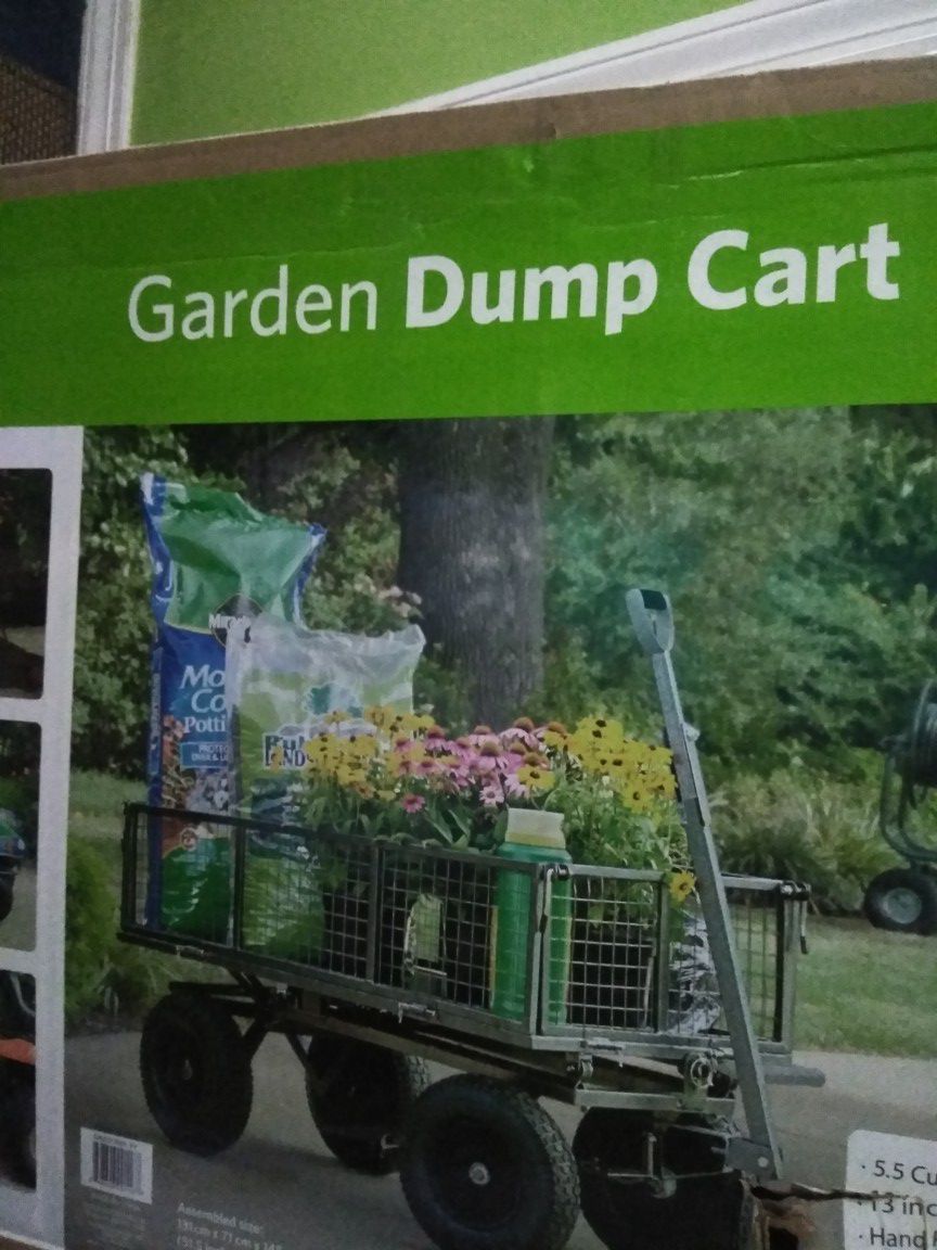 New Garden Dump Cart
