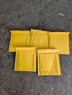 Yellow Bubble Mailers — Set of 5