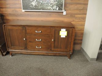 Magnussen Ashford Server - Medium Walnut Brown | Sideboard | Buffet