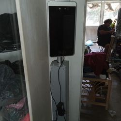 Face Temperature Stand 