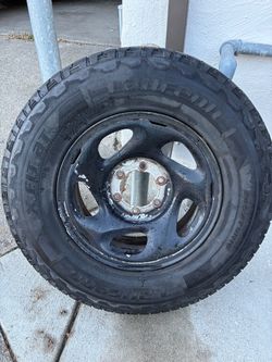 Toyota Sequoia Tire & Rim