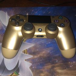 Gold ps4 Controller 