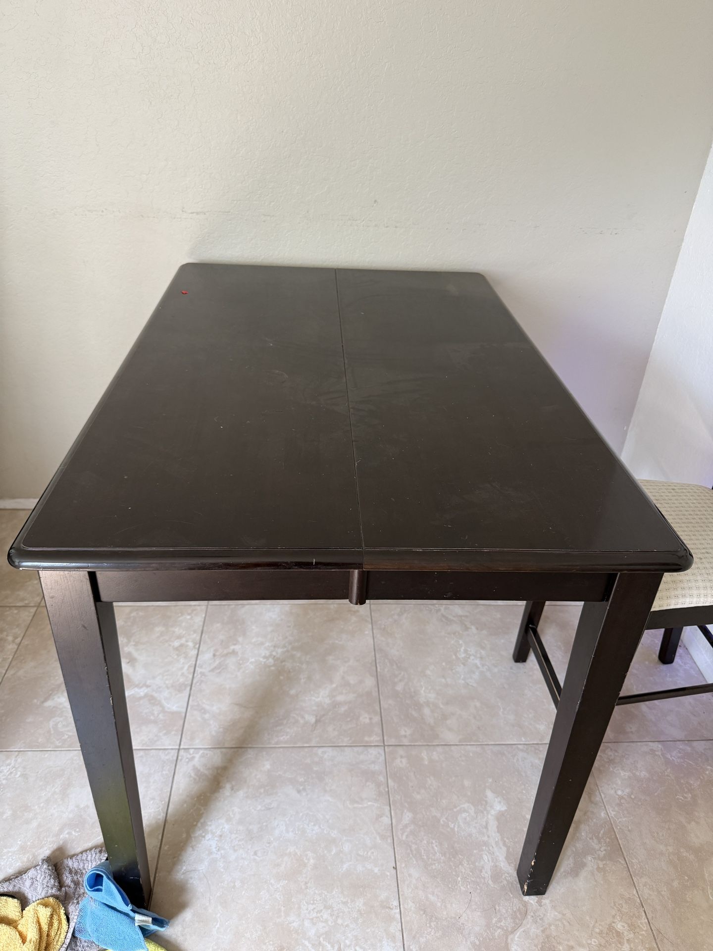 Kitchen Table And Chairs 