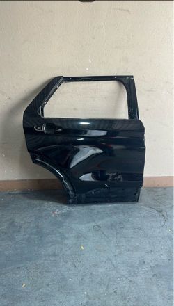20-24 Ford Explorer Right Rear Door 2020 2021 2022 2023 2024