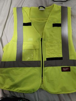 Milwaukee Vest