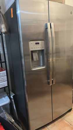 Stainless steel GE side by side Refrigerator