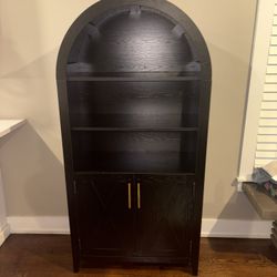 Arched 3 Tier Bookcase/Cabinet With Door 