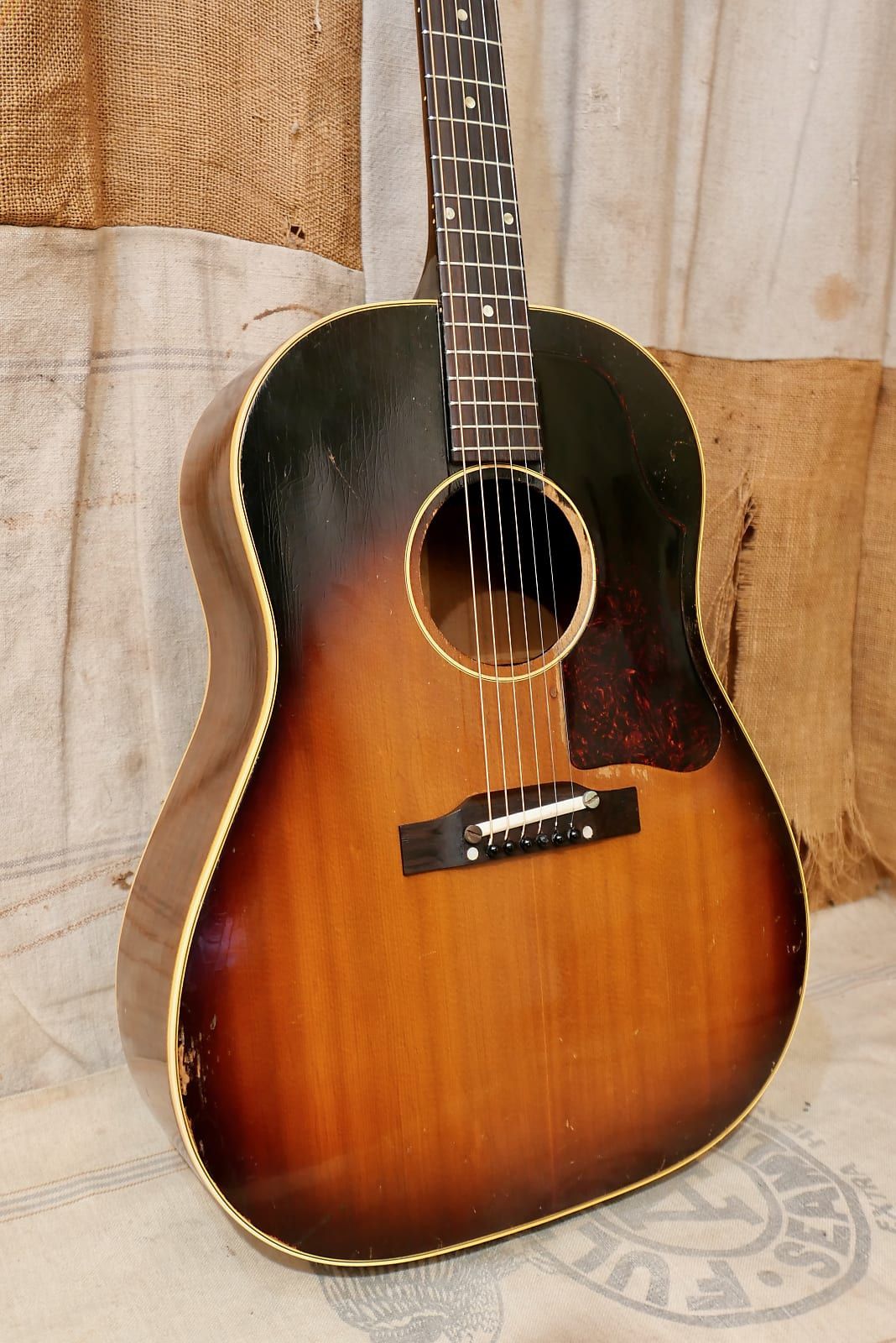 (1958) Gibson J-45 - Sunburst *Acoustic Guitar*