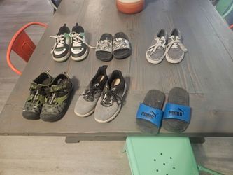 Boys shoes